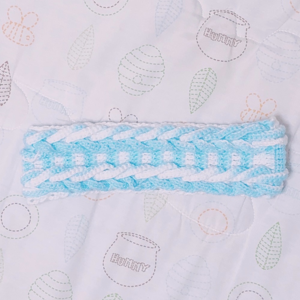 crochet tieback headband in white and blue